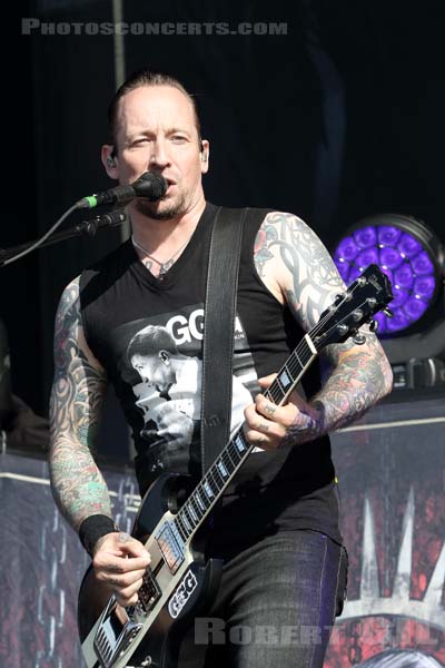 VOLBEAT - 2018-06-18 - BRETIGNY-SUR-ORGE - Base Aerienne 217 - Main Stage - 